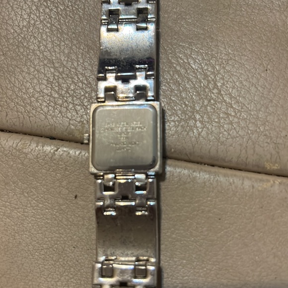 Watch - Picture 4 of 5